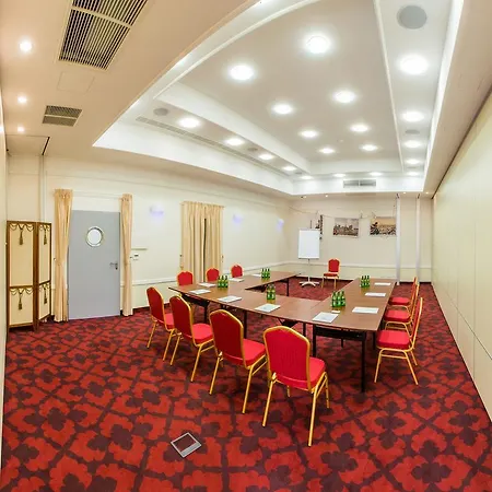Hotel Willa Hueta-3
